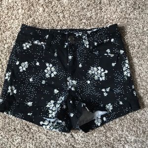 Cute😻 summer shorts